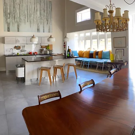 Palatial Flat Inside Bright Duplex Penthouse * Valletta