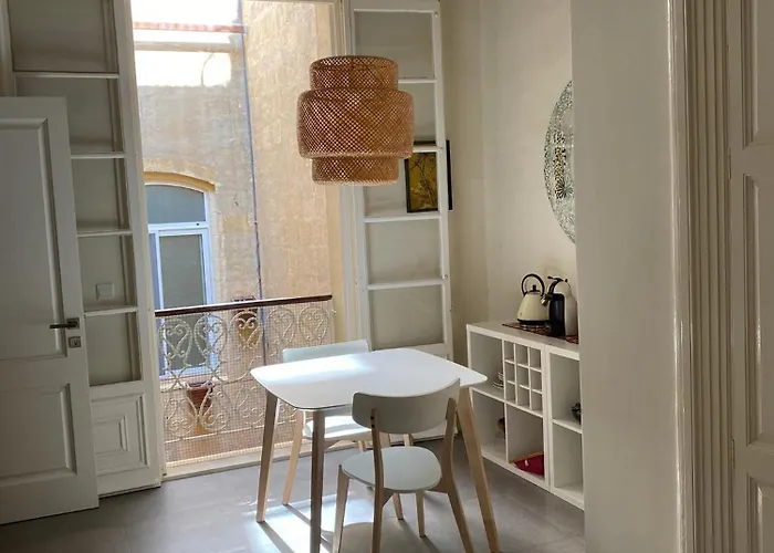 Palatial Flat Inside Bright Duplex Penthouse 公寓