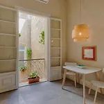 Palatial Flat Inside Bright Duplex Penthouse