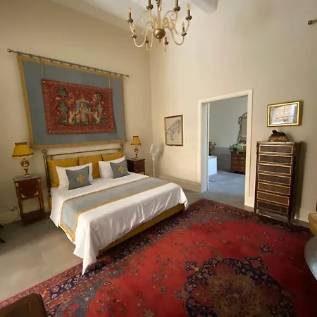 Palatial Flat Inside Bright Duplex Penthouse * Valletta