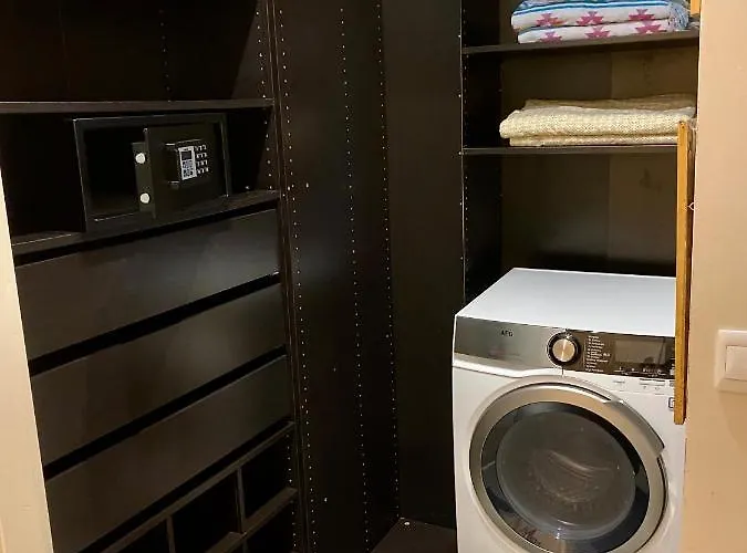 Palatial Flat Inside Bright Duplex Penthouse * Valletta