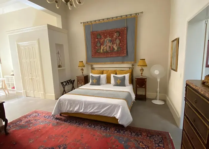 Palatial Flat Inside Bright Duplex Penthouse