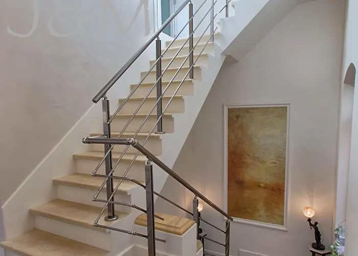 Palatial Flat Inside Bright Duplex Penthouse Apartment Valletta