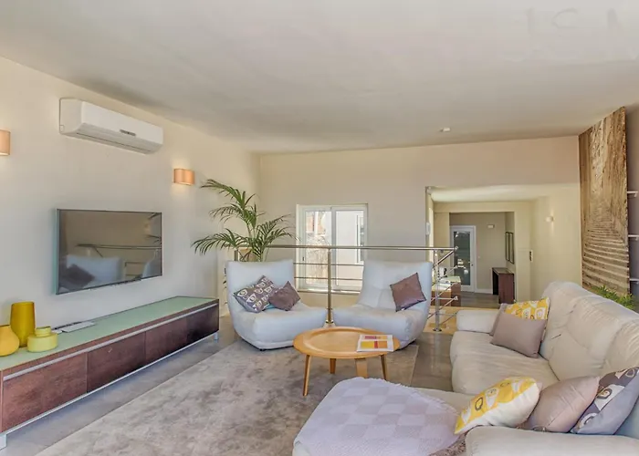 Lejlighed Palatial Flat Inside Bright Duplex Penthouse Valletta